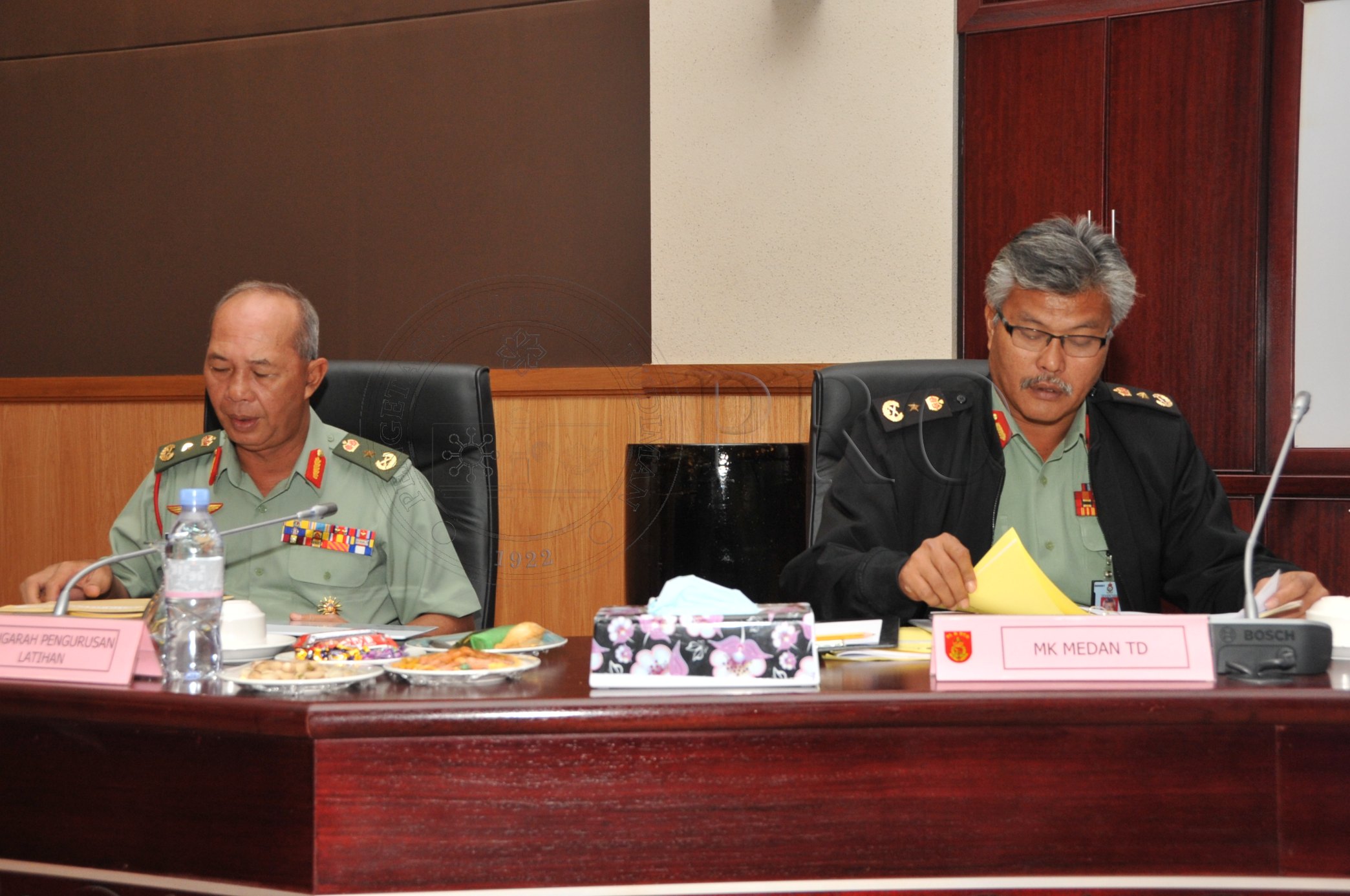 PRO 14 02 PALAPES PRO 2818